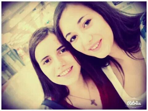 freitas_slvia's profile picture. I'm arrested in a world that I hate