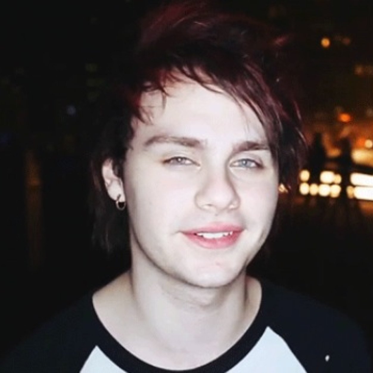 All things 5SOS!