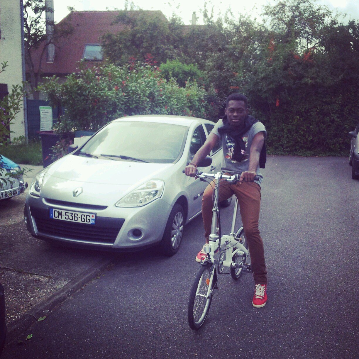 Todjbaws's profile picture. ... On ne peux me melanger ...