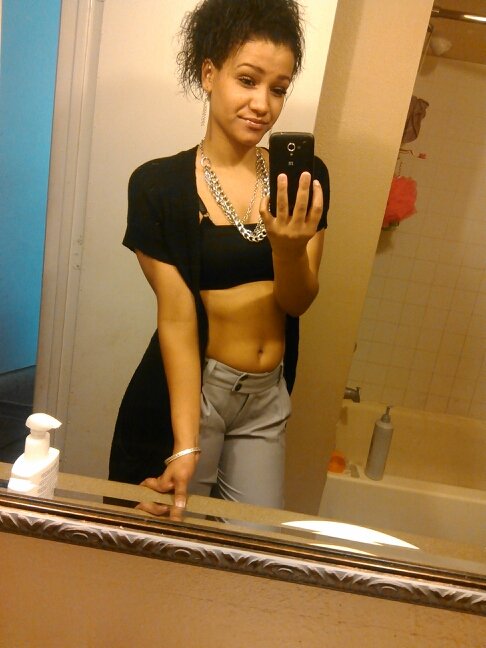 Eden_datme_notu's profile picture. Hi Im Eden ☺. #17  #taken  #7302k14 #instagram@pretty_lightskin_bitch