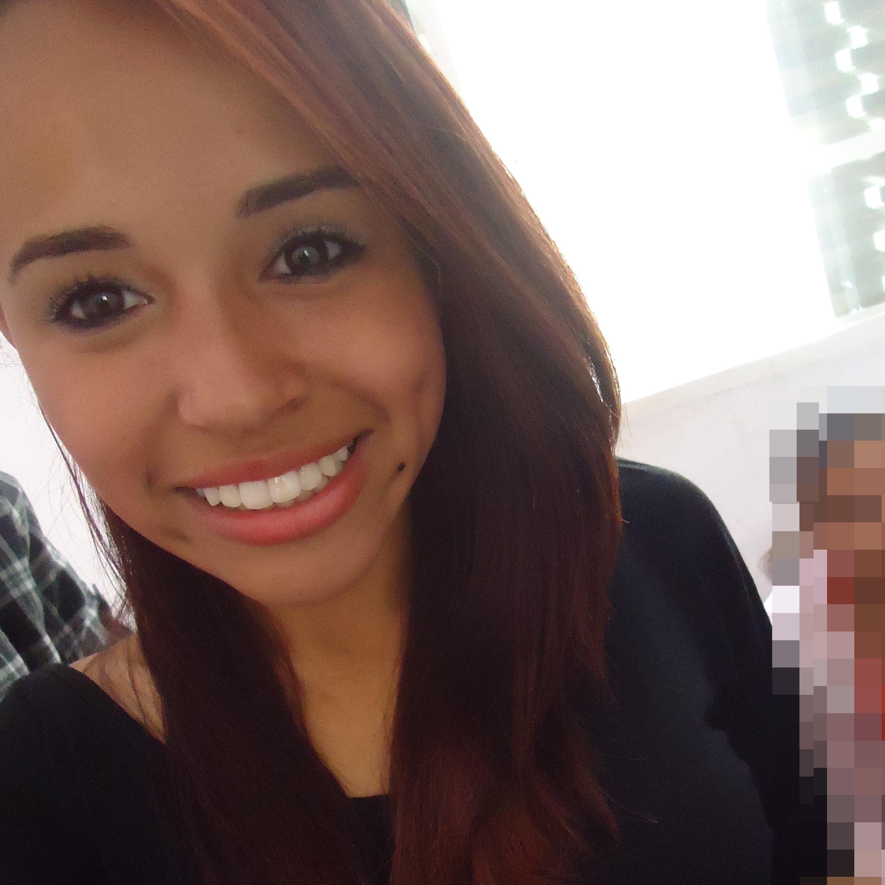 Ariane, 16 Anoos , Wesley ♥ , Mineira ♥ ,,Directioner♥,, 5SOS♥,,Eminem♥ ,,Smilers ♥,,Timberlake♥,Paramore ▌▌▌ ♥ ♥ Justin B. ♥@ClubeFollowBack