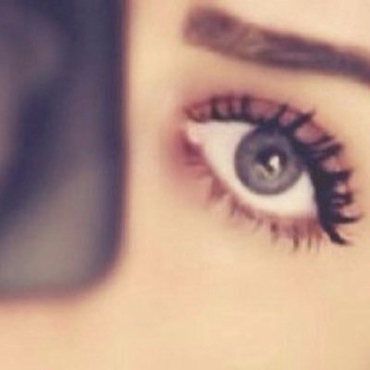 AaxxEeoot's profile picture. 