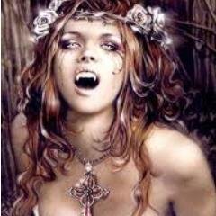 Chupasangres sin control. Soy una Phantomhive. Hermana mayor de @DVampiresa. Adoro todo lo que tenga que ver con tu sangre. Pero también quiero tu amor.