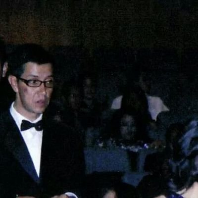 La autenticidad revela tu verdadero yo! se tú mismo te sorprenderás, si lo práctica serás único y diferente, si no serás una marioneta al servicio de los demás.