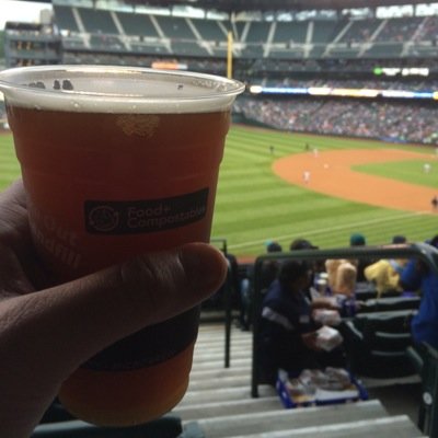 PintsTraveled's profile picture. try one pint of everything