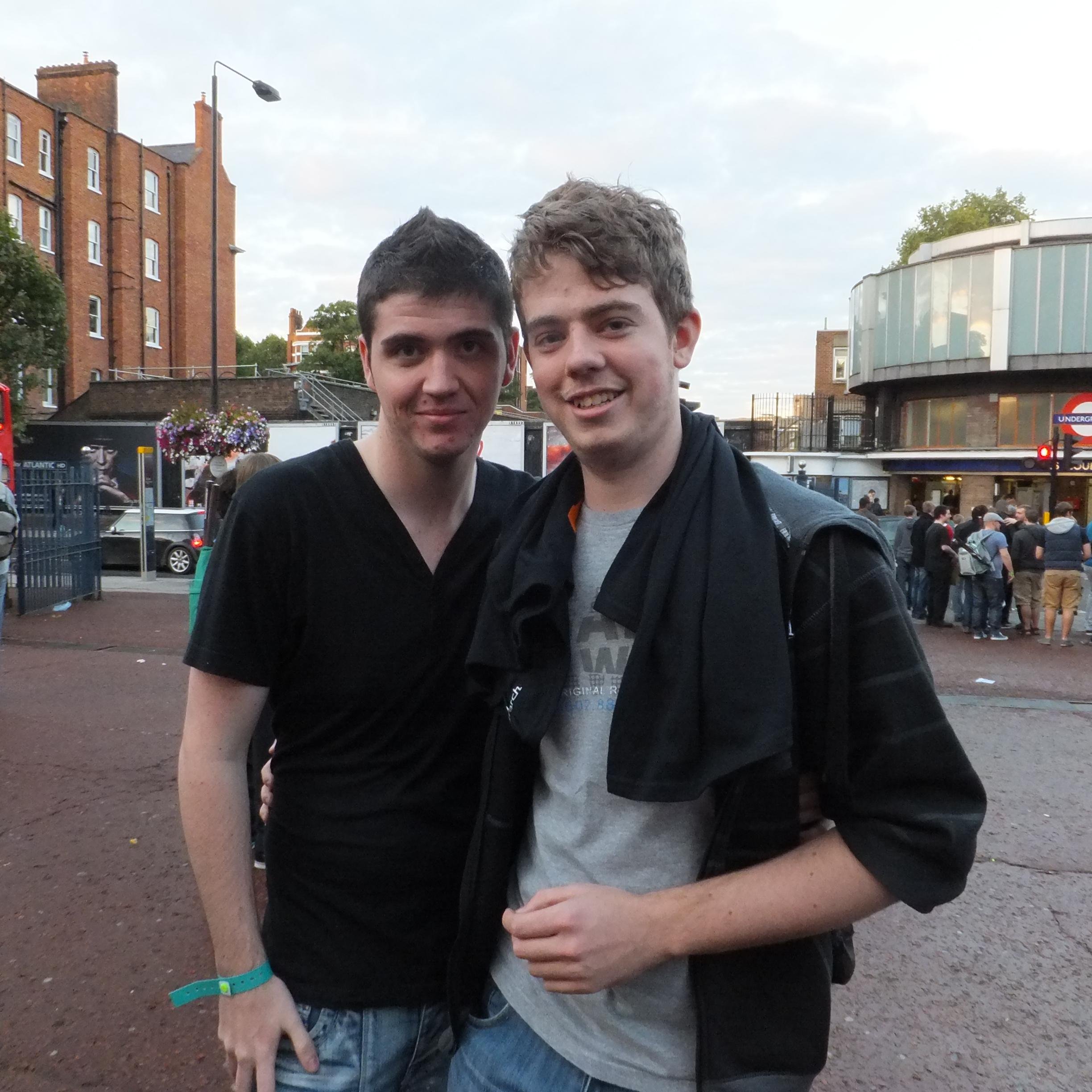 Dv_Apex's profile picture. apex | Call Of Duty Streamer | Twitch Affiliate| SOVEREIxN Partner | Use discount code daveapex for 25% off|