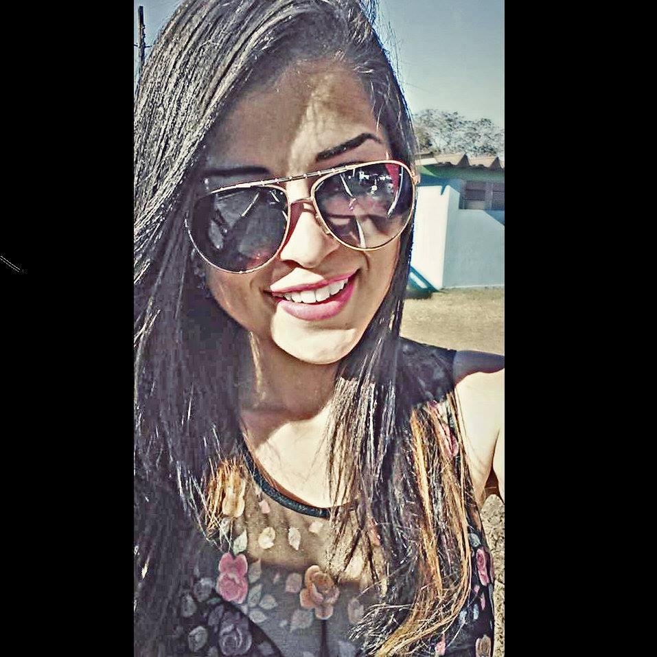 '' As lembranças boas, guarde. As ruins, esqueça. E as mais especiais, recorde.
