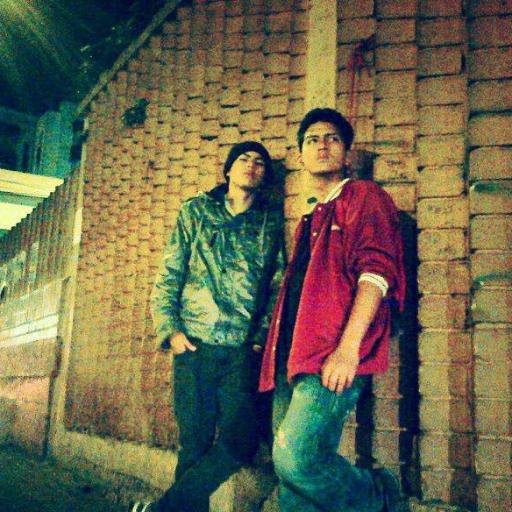 BOOM
BOOOM
BOOOOOM....¡