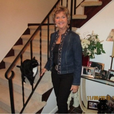 Retired teacher, attorney, labor and educator advocate. Enjoy tennis, skiing, golf, and travel.