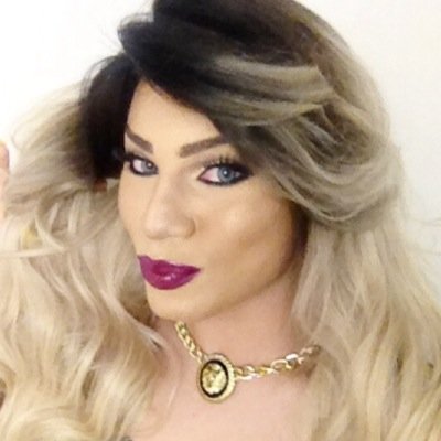 sou ingridy di biaggi , amo o que faço trabalho com shows em são paulo e brasil ! Bjos bjos ❤️