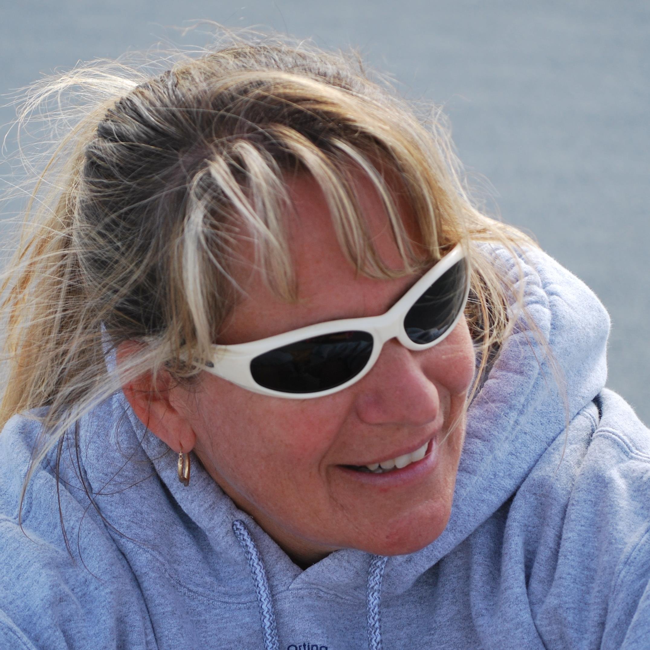 ACskimom's profile picture. Family that plays together, stays together!