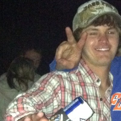 KinleyHuff's profile picture. Dont call me an outlaw, im a mother fuckin gunslinger-Shooter Jennings