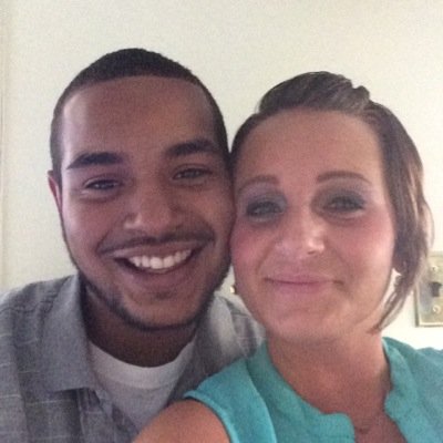 newchanges12's profile picture. Live to the fullest..love the hardest..laugh till you cry..fake it till you make it and itll make em respect you