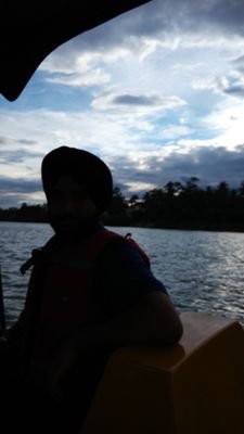 Software Engineer,  IITian, MBA, and still clueless about my life.