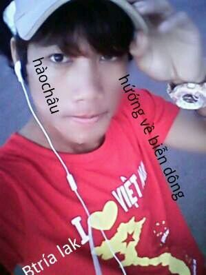 ychau539324's profile picture. 