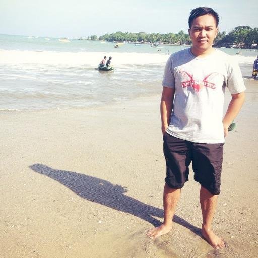 dimastri20's profile picture. Masih tetap Ringan.. Masih tetap renyah.. You'll Never Walk Alone Jakarta #19:28