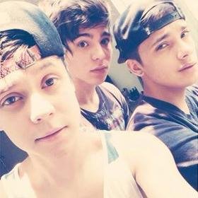 22_lovaticalien's profile picture. 