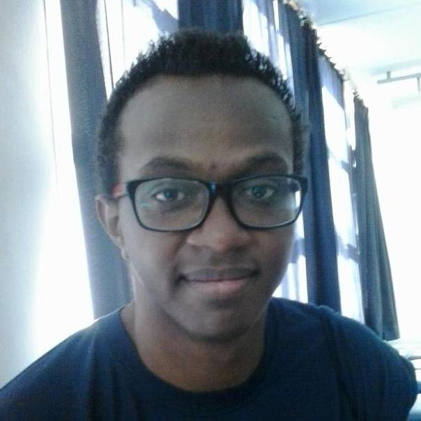 Estudante de Fisioterapia, Trompista.