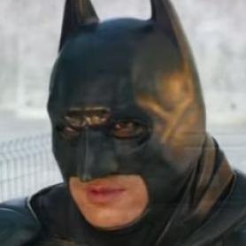 今、話題のチバットマン(千葉ットマン)様に一目ぼれしました。さなえもんです。いきなりですが、チバットマン様を応援していく半botにします。動画や画像やニュースなどで、じょじょに明らかになっていくチバットマン様をつぶやいていく追っかけbotです。