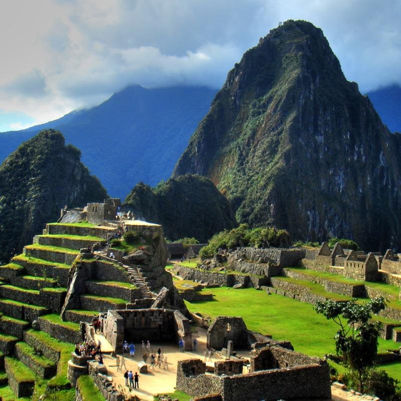 EarsRadioDJ's profile picture. 