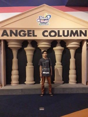 aldhie_gallant's profile picture. to the world you may be one person but to one person you may be the whole world.