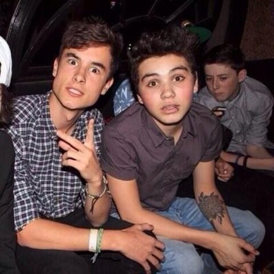 Sam and Kian are my sunshines but it sucks that you can never touch the sun