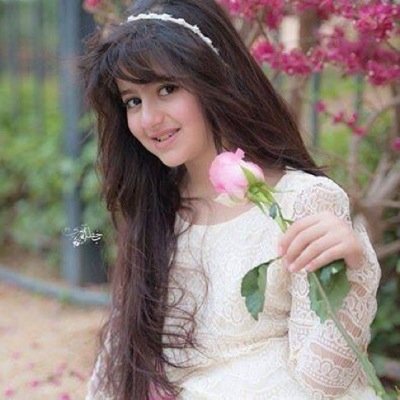 إنسانه في قمة الذووق تحترمني احترمتكـ تقل ادبكـ علي اسفهكـ لأني مأبي أنزل لمستواكـ