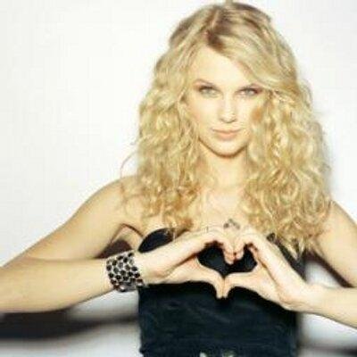 vote on this acc sometimes what a nice free follow ~
it would be lovely if you followed me @fionakaay x