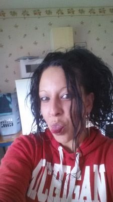 follow me for a follow back... smiling everyday is paramount for a happy life, follow your hopes and dreams and don't be scared what others might think.. live t