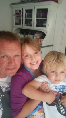 103VerkBat's profile picture. getrouwd, twee kinderen, gelukkig, wat wil je nog meer.