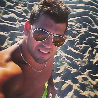 Baros_the_gold's profile picture. Estudiante de derecho, opositor al CNP y sevillista hasta la médula...Soy lo que siento