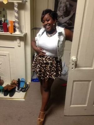 SiMPlE : iM A Y0UNG PREttY GiRl Nd i GEtt it fR0M MY MAMA|tEAM SiNGlE|tEAM MiSS PREttY JR. |tEAM Y0l0 . | tEAM PEttY . f0ll0W ME & i'll f0ll0W bACC :)