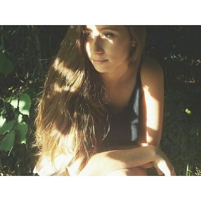 ViviIlie16's profile picture. 3/1♚