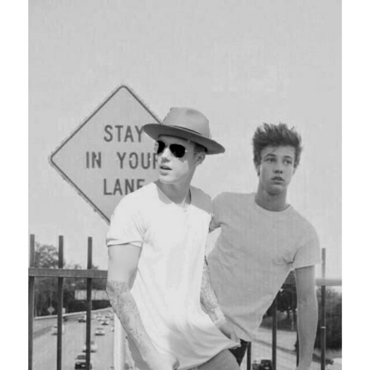 Fanfic sobre Justin Bieber y Cameron Dallas.