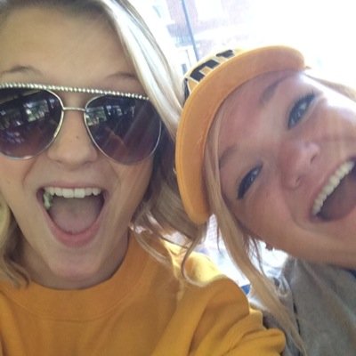 majahowe's profile picture. 