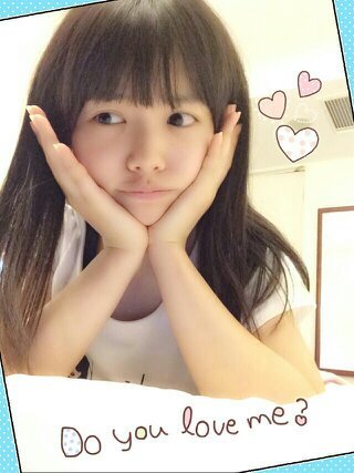 HKT48が好きです。ツアーなど楽しみにしています！皆さん仲良くして下さいね！生写真ちょっと楽しいね(笑)