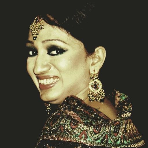 জীবনের বিবিধ অত্যাশ্চর্য সফলতার উত্তেজনা অন্য সবাই বহন করে করুক
 আমি প্রয়োজন বোধ করি না......
আমি এক গভীরভাবে অচল মানুষ হয়তো এই নবীন শতাব্দীতে নক্ষত্রের নিচে...