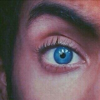 @ixzoi9 دق فولو بكوعك.