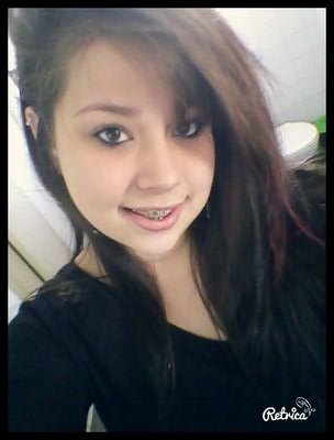 Wats - 98637139 face: thalita lemos