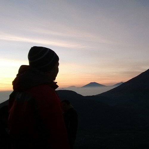 tiyonugrouz Profile Picture