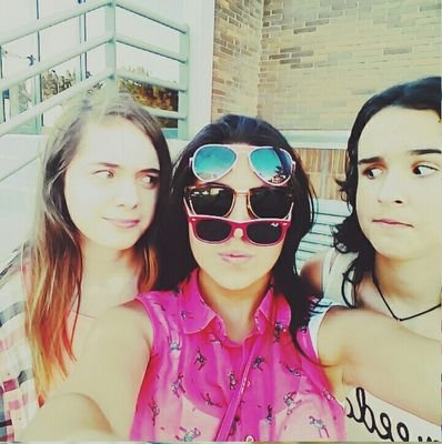 Guapisima,batracia y criaturita ^^// Living la vida loca xD