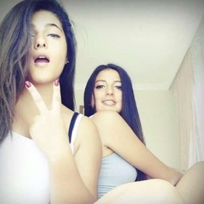 tsaxpinitsa's profile picture. Το αληθινο account ενος ψευτικου ανθρωπου :)