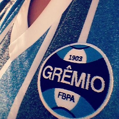 Gremista eu sou!
E o Grêmio é a alegria do meu coração
É a minha vida, é a minha paixão
Um sentimento sem explicação