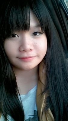 はじめまして！私は16歳です。私の名前はサンドラです。(｀・ω・´)” 私はゲームが大好き！♡♥|| FB : Yukia Sandora | Insta : @crazyfujo98
