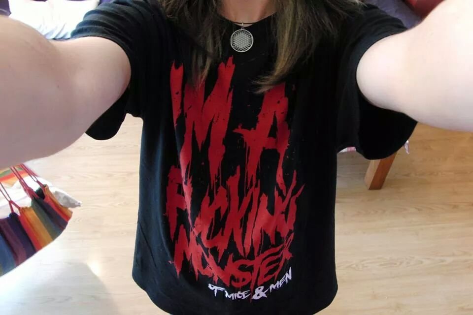 «Save yourself, kill'em all.»                                                                       Alter ego de @UnholyVengance