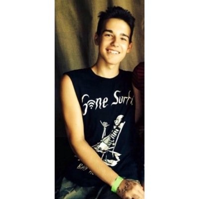 follow my fan account @whatupsides