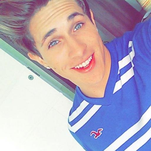 Modelo / 17 anos / Carioca