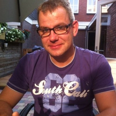 Interesses: Koken, Internet, Muziek, en mijn schatjes Thomas en Julia