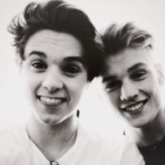 ✖ Demi ✖ The Vamps ✖ Tradley ✖