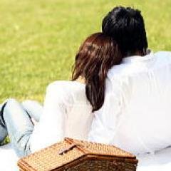 一度は行ってみたい、そんな素敵なデートスポットをツイートしています。 今度のデートの参考にしてもらえれば嬉しいです。 行きたいと思ったら、リツイート＆フォローお願いします♪